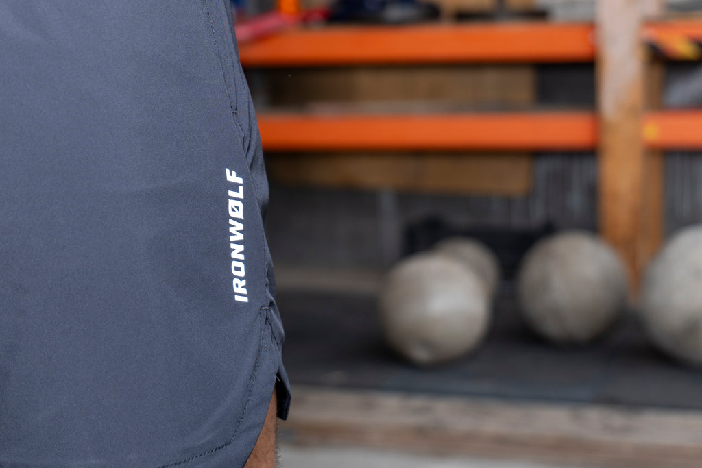 Essential Performance Short